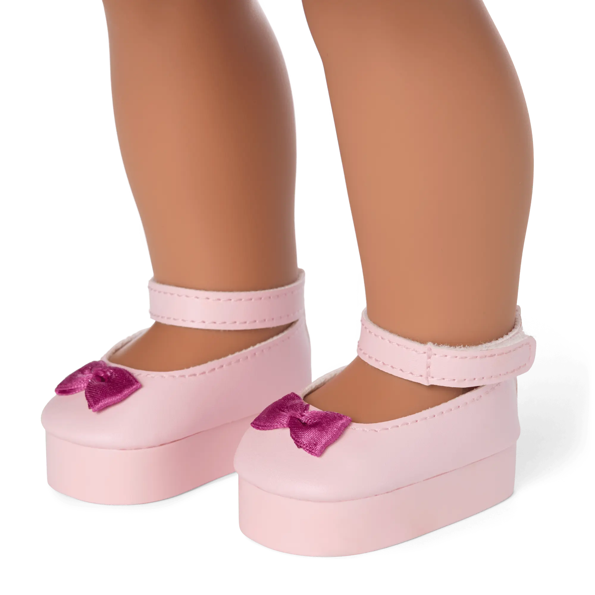 Raquel Reyes Doll, Journal & Accessories (Girl Of The Year 2026) - Image 9